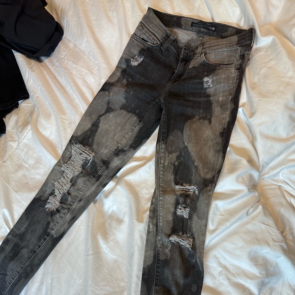 J.Brand Distressed Acid wash black jeans - Picture 1 of 2